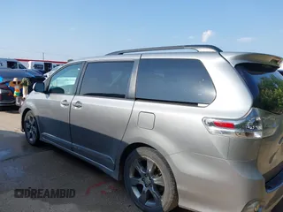 2015 Toyota Sienna SE с VIN 5TDXK3DC8FS665488, выставлен на аукционе IAAI как лот 42398692 с пробегом 110 446 миль миль и . История ставок и продаж доступна на DreamBid. Изображение 14.