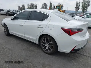 2020 Acura ILX w/Premium Pkg with VIN 19UDE2F74LA012882, listed as a IAAI auction lot 41857091 with 35,846 mi miles. Bid and sale history available at carsss.com. Image 3.