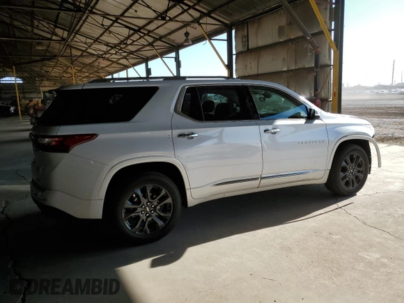 2019 Chevrolet Traverse Premier z VIN 1GNERKKW6KJ175642, wystawiony jako Copart lot #57621745 z przebiegiem 109 562 mil mil oraz Szkoda całkowita • Salvage title. Historia ofert i sprzedaży dostępna na DreamBid. Obrazek 3.