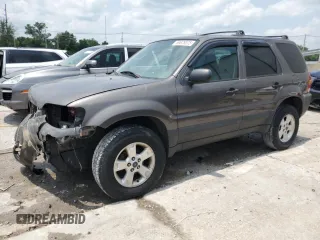 2005 Ford Escape XLT z VIN 1FMYU03155KE08836, wystawiony jako Copart lot #59678075 z przebiegiem 206 217 mil mil oraz Nie do naprawy • Non repairable. Historia ofert i sprzedaży dostępna na DreamBid. Obrazek 1.