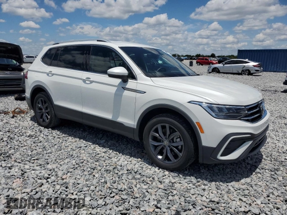 2023 Volkswagen Tiguan SE with VIN 3VV3B7AX6PM130952, listed as a Copart auction lot 56614335 with 24,996 mi miles and Salvage title. Bid and sale history available at DreamBid. Image 4.