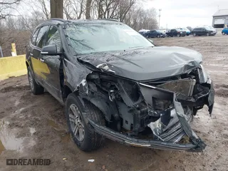2015 Chevrolet Traverse LT with VIN 1GNKRGKD1FJ146232, listed as a IAAI auction lot 41503260 with 172,842 mi miles. Bid and sale history available at carsss.com. Image 1.