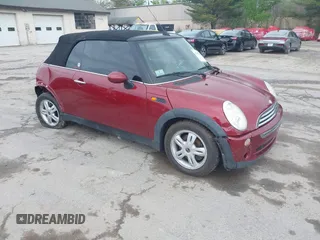 2007 MINI Convertible z VIN WMWRF33597TF66861, wystawiony jako IAAI lot #42278349 z przebiegiem 96 011 mil mil oraz . Historia ofert i sprzedaży dostępna na DreamBid. Obrazek 1.