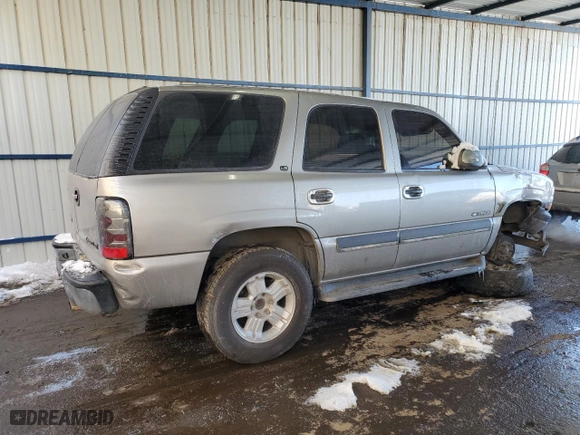 2002 Chevrolet Tahoe LT with VIN 1GNEK13Z62R178338, listed as a Copart auction lot 88915375 with 201,976 mi miles and Salvage Title. Bid and sale history available at carsss.com. Image 3.