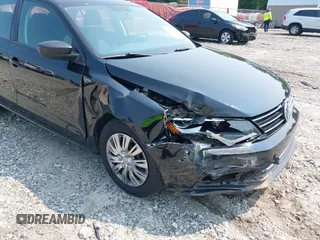 2015 Volkswagen Jetta S with VIN 3VW2K7AJ5FM269102, listed as a IAAI auction lot 42402960 with 55,000 mi miles and . Bid and sale history available at DreamBid. Image 6.
