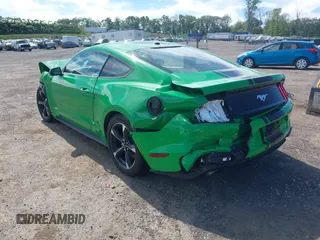 2019 Ford Mustang EcoBoost z VIN 1FA6P8TH6K5198844, wystawiony jako IAAI lot #42315513 z przebiegiem 29 658 mil mil oraz . Historia ofert i sprzedaży dostępna na DreamBid. Obrazek 3.