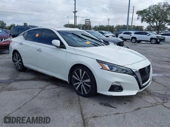2020 Nissan Altima Platinum with VIN 1N4BL4FV0LC146255, listed as a IAAI auction lot 41043847 with 74,521 mi miles and . Bid and sale history available at carsss.com. Image 1.