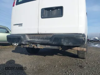 2014 Chevrolet Express Cargo Van with VIN 1GCWGFBA3E1122402, listed as a IAAI auction lot 41795180 with 1 mi miles. Bid and sale history available at carsss.com. Image 6.