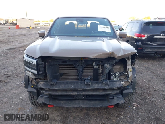 2022 Nissan Frontier SV z VIN 1N6ED1EJ3NN648912, wystawiony jako IAAI lot #40888927 z przebiegiem 59 633 mil mil oraz . Historia ofert i sprzedaży dostępna na DreamBid. Obrazek 13.