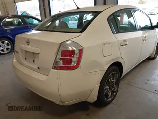 2008 Nissan Sentra 2.0 with VIN 3N1AB61E98L750493, listed as a IAAI auction lot 41595220 with 215,488 mi miles and . Bid and sale history available at DreamBid. Image 6.
