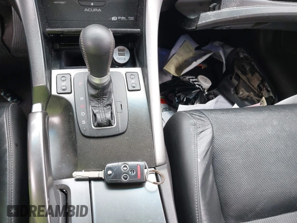 2013 Acura TSX Technology with VIN JH4CU2F62DC005728, listed as a IAAI auction lot 42046131 with 129,448 mi miles and . Bid and sale history available at DreamBid. Image 11.