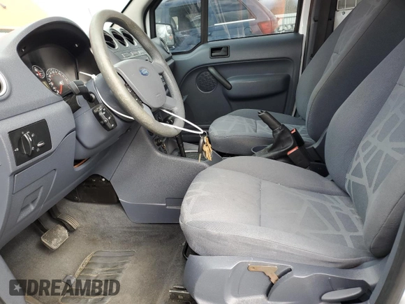 2013 Ford Transit Connect XLT with VIN NM0LS7DN0DT143439, listed as a Copart auction lot 48977345 with 285,500 mi miles and Clean title. Bid and sale history available at DreamBid. Image 7.