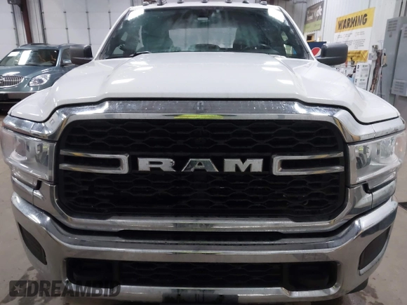 2022 Ram 2500 Tradesman with VIN 3C6UR5CL7NG169467, listed as a IAAI auction lot 41871191 with 195,029 mi miles and . Bid and sale history available at DreamBid. Image 13.