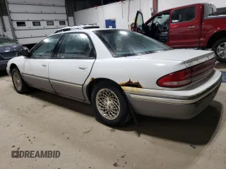 1993 Chrysler Concorde z VIN 2C3EL56T1PH575522, wystawiony jako Copart lot #82903344 z przebiegiem 175 657 mil mil oraz Tytuł czysty. Historia ofert i sprzedaży dostępna na DreamBid. Obrazek 2.