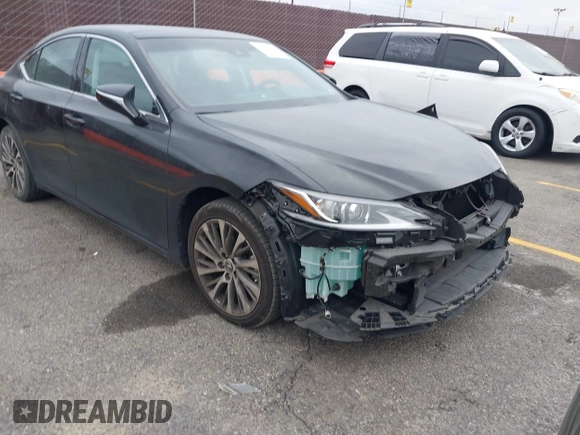 2020 Lexus ES with VIN 58ADZ1B18LU070415, listed as a IAAI auction lot 42074563 with 45,811 mi miles. Bid and sale history available at carsss.com. Image 1.