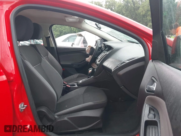 2013 Ford Focus SE with VIN 1FADP3F27DL144811, listed as a IAAI auction lot 42431212 with Not provided miles and . Bid and sale history available at DreamBid. Image 5.