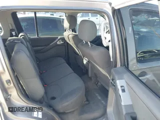 2006 Nissan Pathfinder SE z VIN 5N1AR18U36C684150, wystawiony jako IAAI lot #41201933 z przebiegiem 146 494 mil mil oraz . Historia ofert i sprzedaży dostępna na DreamBid. Obrazek 8.