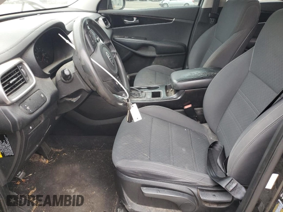 2017 Kia Sorento LX with VIN 5XYPG4A34HG331566, listed as a Copart auction lot 85127704 with 160,203 mi miles and Salvage Title. Bid and sale history available at carsss.com. Image 7.