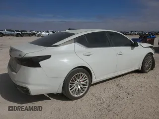 2019 Nissan Altima SR with VIN 1N4BL4CV9KC101978, listed as a Copart auction lot 46088895 with 70,377 mi miles and Salvage Title. Bid and sale history available at DreamBid. Image 3.