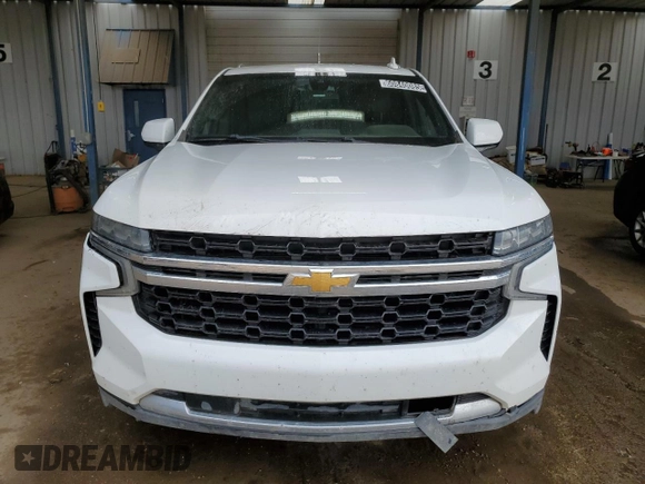 2021 Chevrolet Suburban LS with VIN 1GNSKBKDXMR303892, listed as a Copart auction lot 60840085 with 385,639 mi miles and Clean title. Bid and sale history available at DreamBid. Image 5.