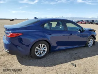 2025 Toyota Camry LE with VIN 4T1DAACK7SU046305, listed as a Copart auction lot 49917885 with 6,688 mi miles and Salvage Title. Bid and sale history available at carsss.com. Image 3.