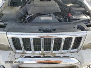 2008 Jeep Commander Limited with VIN 1J8HG58N48C154015, listed as a Copart auction lot 53532365 with 203,218 mi miles and Salvage title. Bid and sale history available at DreamBid. Image 12.