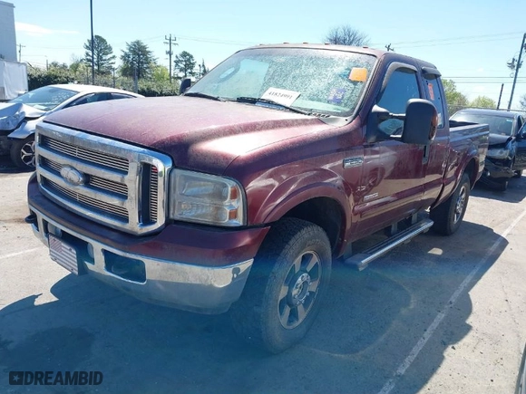 2006 Ford Super Duty F-250 XL with VIN 1FTSX21P06ED33807, listed as a IAAI auction lot 41824991 with 179,423 mi miles. Bid and sale history available at carsss.com. Image 2.