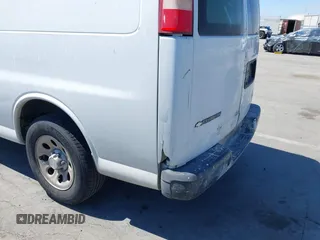 2009 Chevrolet Express Cargo with VIN 1GCFG15XX91120414, listed as a IAAI auction lot 42862198 with 166,675 mi miles and . Bid and sale history available at DreamBid. Image 6.
