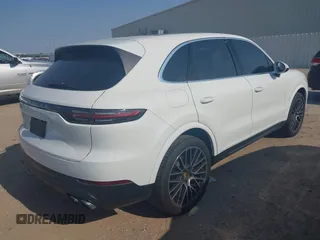 2019 Porsche Cayenne z VIN WP1AA2AYXKDA12829, wystawiony jako IAAI lot #42050935 z przebiegiem 80 056 mil mil oraz . Historia ofert i sprzedaży dostępna na DreamBid. Obrazek 4.