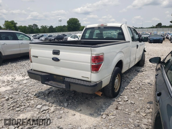 2013 Ford F-150 XL с VIN 1FTFX1CF5DFA62346, выставлен на аукционе Copart как лот 54912125 с пробегом 122 482 миль миль и Списание • Salvage title. История ставок и продаж доступна на DreamBid. Изображение 3.