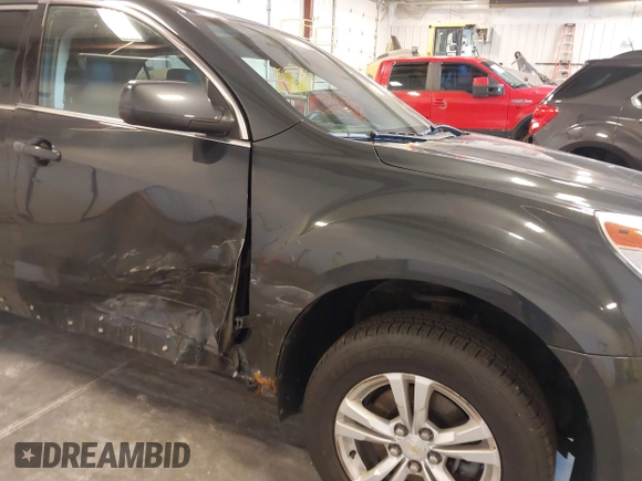 2014 Chevrolet Equinox LT with VIN 2GNALBEK0E6263063, listed as a IAAI auction lot 41822311 with 130,615 mi miles. Bid and sale history available at carsss.com. Image 6.