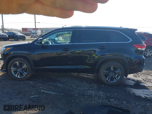 2019 Toyota Highlander Limited with VIN 5TDDZRFH7KS942359, listed as a IAAI auction lot 42188224 with 85,454 mi miles and . Bid and sale history available at DreamBid. Image 15.