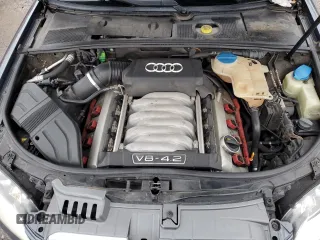 2007 Audi S4 z VIN WAUGL78E67A190905, wystawiony jako Copart lot #72814404 z przebiegiem 141 673 mil mil oraz Tytuł czysty. Historia ofert i sprzedaży dostępna na DreamBid. Obrazek 11.