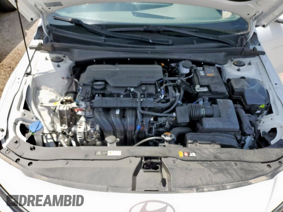 2024 Hyundai Elantra SE with VIN KMHLL4DG6RU851739, listed as a Copart auction lot 58373805 with 7,641 mi miles and Clean title. Bid and sale history available at DreamBid. Image 11.