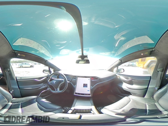 2017 Tesla Model X 90D z VIN 5YJXCDE23HF051027, wystawiony jako Copart lot #64608843 z przebiegiem 77 222 mil mil oraz Szkody całkowita. Historia ofert i sprzedaży dostępna na DreamBid. Obrazek 14.