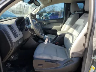 2020 Chevrolet Colorado 2WD Work Truck z VIN 1GCHSBENXL1109965, wystawiony jako Copart lot #43821815 z przebiegiem 57 248 mil mil oraz Szkoda całkowita • Salvage title. Historia ofert i sprzedaży dostępna na DreamBid. Obrazek 7.