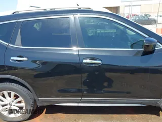2019 Nissan Rogue SL with VIN 5N1AT2MT4KC834359, listed as a IAAI auction lot 41999824 with 114,274 mi miles and . Bid and sale history available at DreamBid. Image 13.