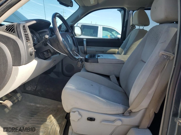 2008 Chevrolet Silverado 1500 LT w/1LT with VIN 2GCEC19J881264906, listed as a Copart auction lot 52317475 with 219,928 mi miles and Salvage Title. Bid and sale history available at carsss.com. Image 7.