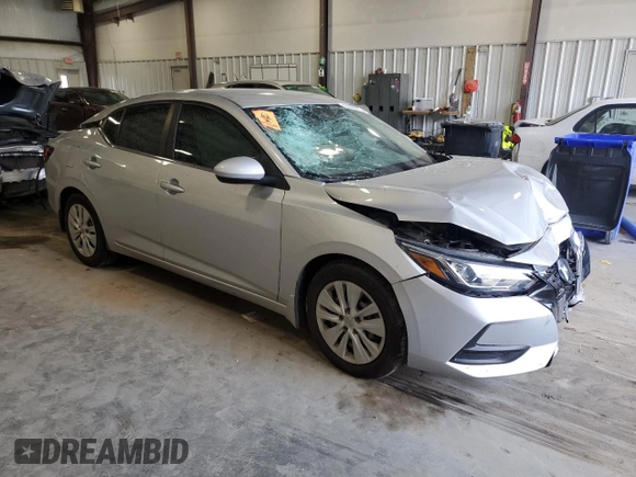 2022 Nissan Sentra S z VIN 3N1AB8BV3NY225101, wystawiony jako Copart lot #51461615 z przebiegiem 51 461 mil mil oraz Szkoda całkowita • Salvage title. Historia ofert i sprzedaży dostępna na DreamBid. Obrazek 4.