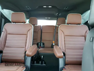 2023 GMC Yukon XL Denali Ultimate with VIN 1GKS2KKL2PR508762, listed as a Copart auction lot 69381794 with 20,195 mi miles and Salvage Title. Bid and sale history available at carsss.com. Image 10.