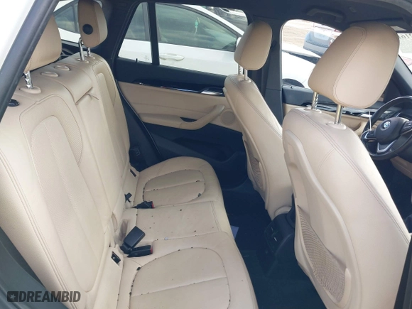 2018 BMW X1 sDrive28i with VIN WBXHU7C37J5H39401, listed as a IAAI auction lot 41421610 with 94,576 mi miles. Bid and sale history available at carsss.com. Image 8.