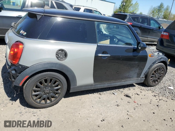 2014 MINI Hardtop with VIN WMWXM5C53ET934213, listed as a Copart auction lot 53663755 with 112,975 mi miles and Clean Title. Bid and sale history available at DreamBid. Image 3.