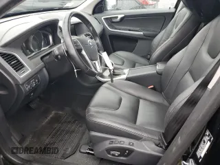 2015 Volvo XC60 z VIN YV4902RD8F2585025, wystawiony jako Copart lot #48017645 z przebiegiem 72 927 mil mil oraz Czysty tytuł • Clean title. Historia ofert i sprzedaży dostępna na DreamBid. Obrazek 7.