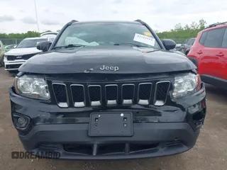 2017 Jeep Compass Sport SE z VIN 1C4NJDBB0HD101620, wystawiony jako IAAI lot #42253519 z przebiegiem 114 913 mil mil oraz . Historia ofert i sprzedaży dostępna na DreamBid. Obrazek 12.