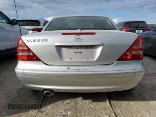 2002 Mercedes-Benz SLK-Class 2.3L Kompressor with VIN WDBKK49F22F269133, listed as a Copart auction lot 74792244 with 53,137 mi miles and Salvage Title. Bid and sale history available at carsss.com. Image 6.