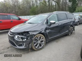 2019 Chrysler Pacifica Limited z VIN 2C4RC1GGXKR575951, wystawiony jako Copart lot #53667505 z przebiegiem 60 251 mil mil oraz Szkoda całkowita • Salvage title. Historia ofert i sprzedaży dostępna na DreamBid. Obrazek 1.