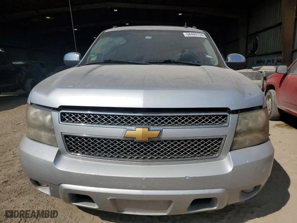 2012 Chevrolet Avalanche LTZ with VIN 3GNMCGE08CG248093, listed as a Copart auction lot 68469134 with 155,844 mi miles and Salvage Title. Bid and sale history available at carsss.com. Image 5.