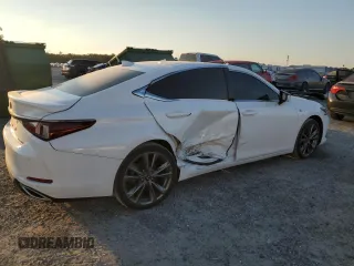 2021 Lexus ES with VIN 58AGZ1B10MU088728, listed as a Copart auction lot 73366284 with 31,503 mi miles and Salvage Title. Bid and sale history available at carsss.com. Image 3.
