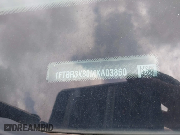 2021 Ford Transit Cargo z VIN 1FTBR3X80MKA03860, wystawiony jako IAAI lot #42102090 z przebiegiem 41 490 mil mil oraz . Historia ofert i sprzedaży dostępna na DreamBid. Obrazek 9.