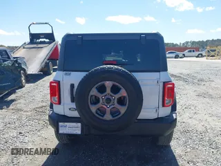 2024 Ford Bronco Big Bend z VIN 1FMDE7AHXRLB54609, wystawiony jako IAAI lot #41853937 z przebiegiem 358 mil mil oraz . Historia ofert i sprzedaży dostępna na DreamBid. Obrazek 16.